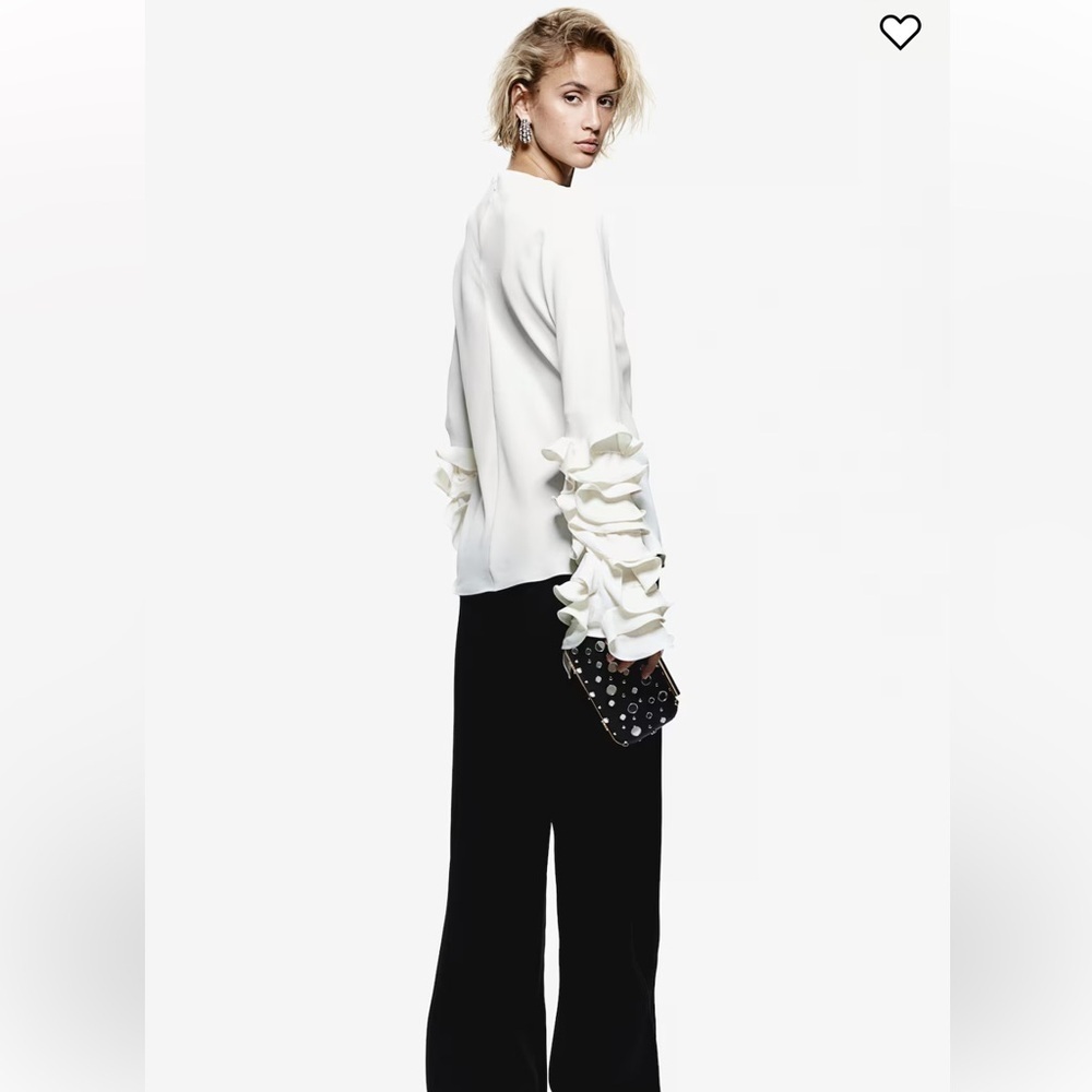 New H&M Ruffle Sleeved Blouse - Picture 10 of 11